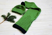 Шапка и шарф зеленые
